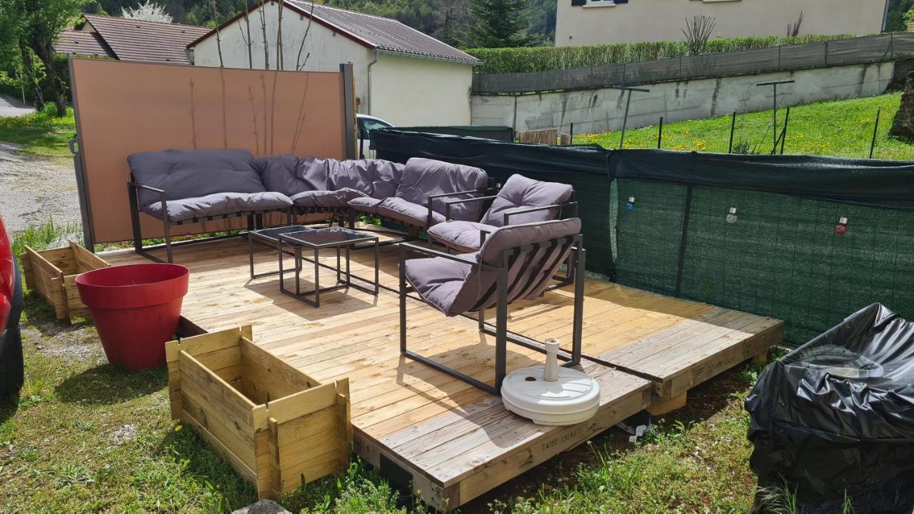 Appartement Au Coeur Du Haut-Jura Villard-Saint-Sauveur ภายนอก รูปภาพ